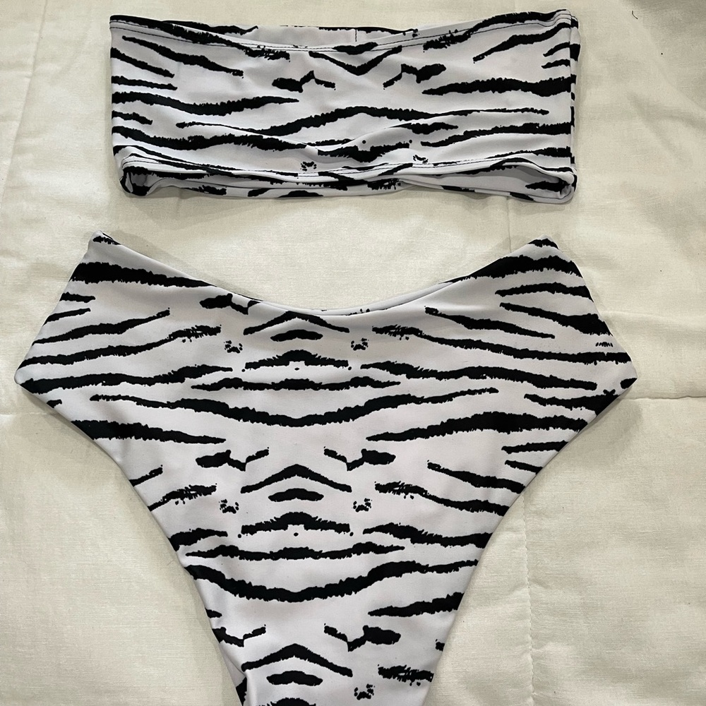 Zebra Print 2pc bathing suit. Small